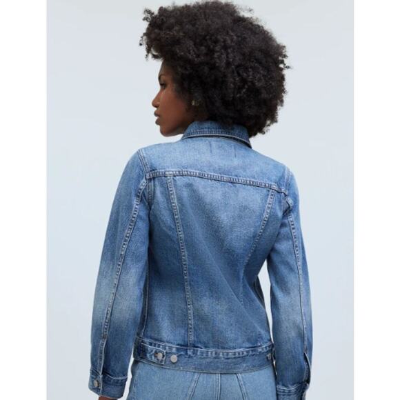 Madewell The Jean Jacket in Medford Wash Denim Size Large NWOT - Picture 3 of 8